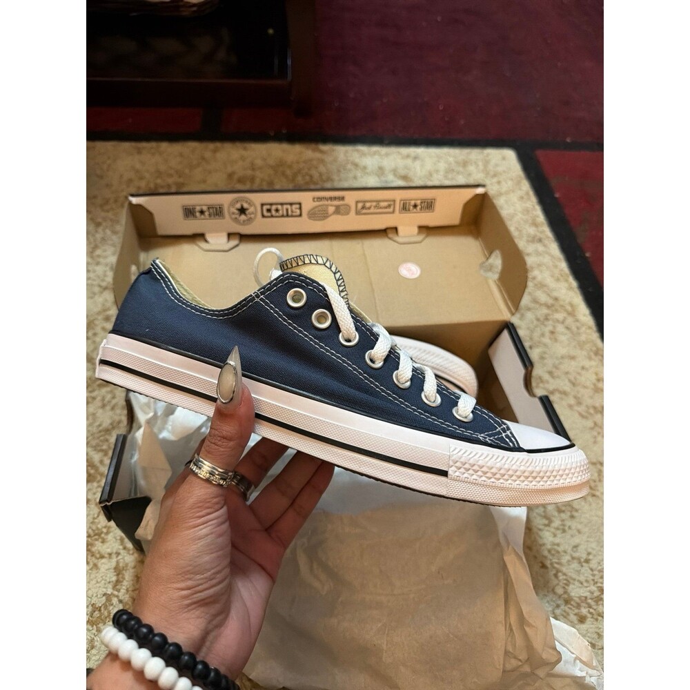 Converse Chuck Taylor All Star Low Top Sneakers - Navy